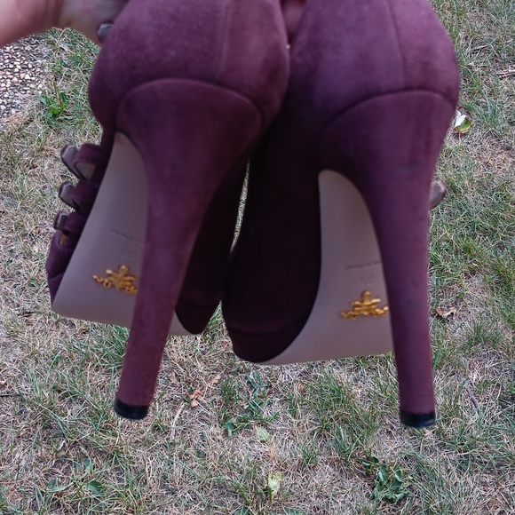 Prada Suede Buckle Pumps - Picture 15 of 15